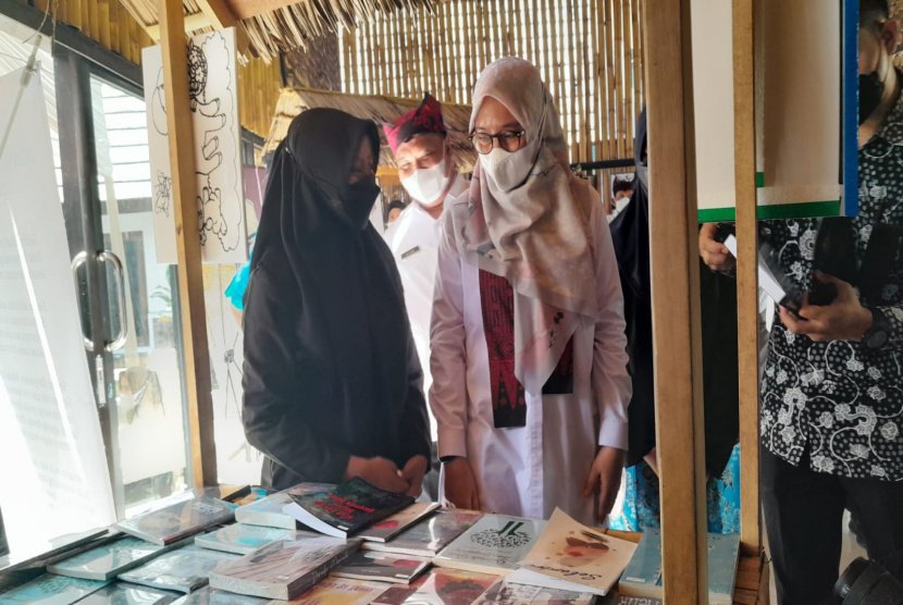 Ratusan Buku Karya Siswa Banyuwangi Ditampilkan Dalam Festival Sastra