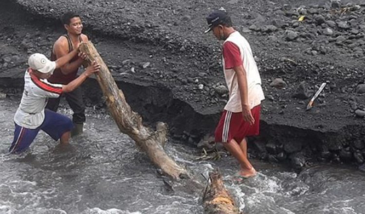 Kerjasama Efektif DPU Pengairan dan Petani Lokal Banyuwangi dalam Penanganan Krisis Ekologi Irigasi