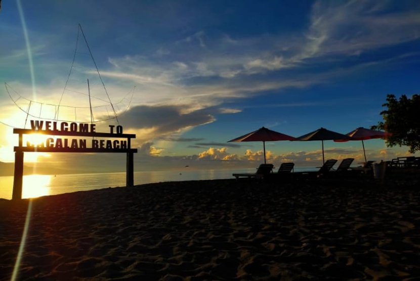 Pantai Cacalan Tawarkan Keindahan Alam Yang Sejuk dan Indah