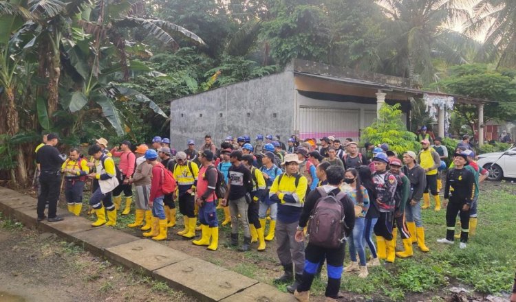 Survey Geologi PT BSI Terus Dikebut, 55 Warga Pesanggaran Turut Membantu