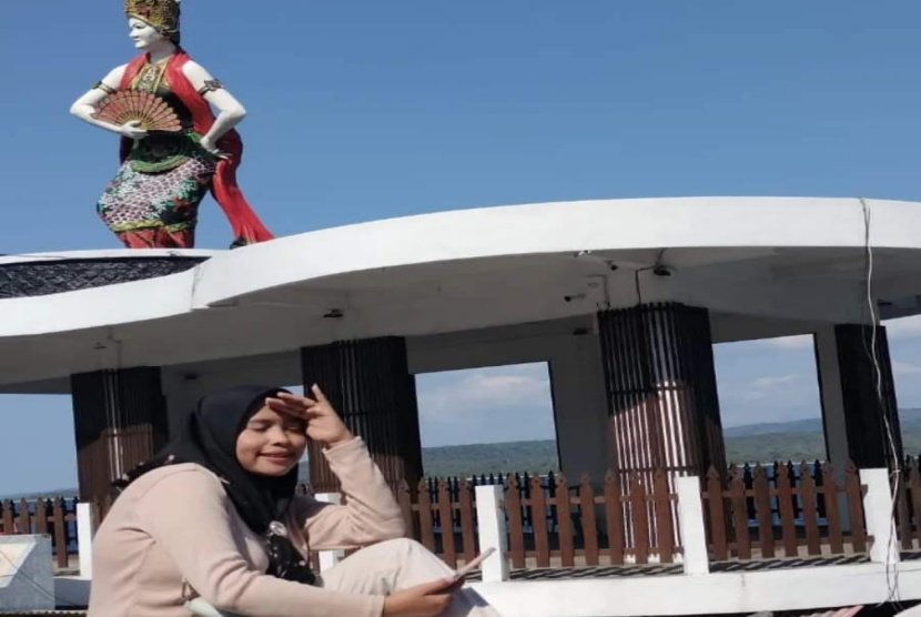 Pesona Pantai Watu Dodol Banyuwangi, Destinasi Wisata Wajib Dikunjungi 