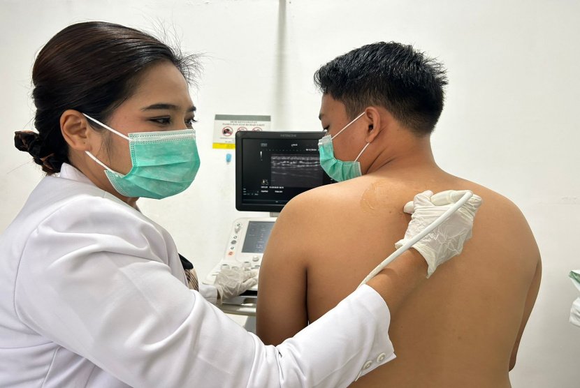 Nyeri Punggung Atas Saat Bangun Tidur, Bukan Cuma Salah Posisi Tidur 