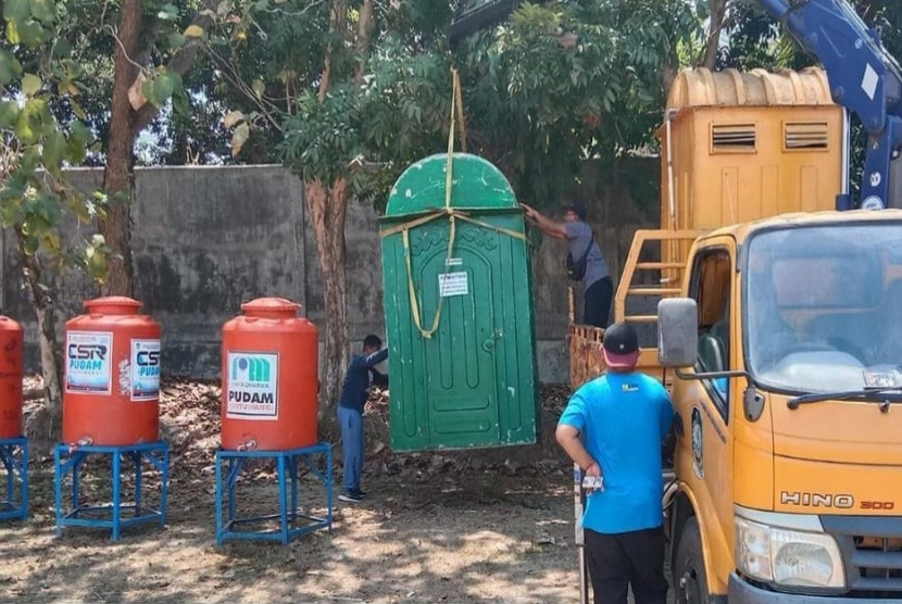 DPU CKPP Banyuwangi Imbau Masyarakat Jaga Toilet Portable