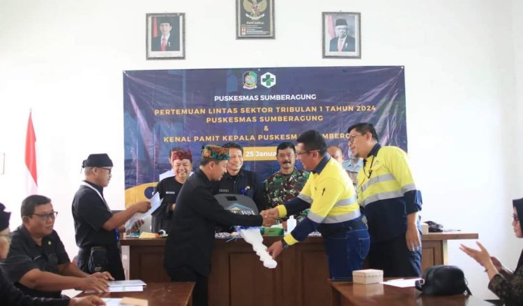 Kepedulian PT BSI: Ambulans Bantu Layanan Kesehatan di Desa Sumberagung